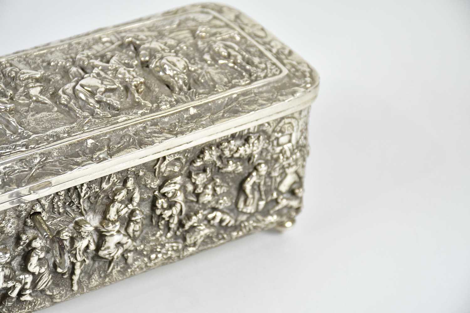 A Continental white metal casket of rectangular form embossed with tavern scenes and figures on - Bild 4 aus 6
