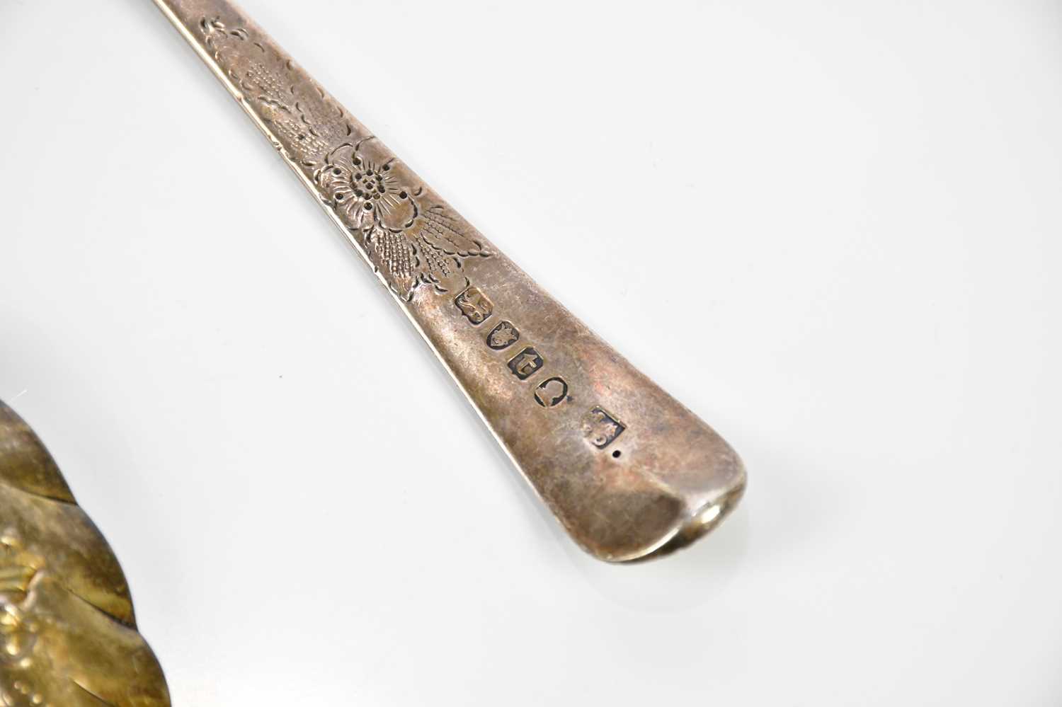 GEORGE SMITH & WILLIAM FEARN; a pair of hallmarked silver Georgian berry spoons, London 1794, - Image 5 of 5