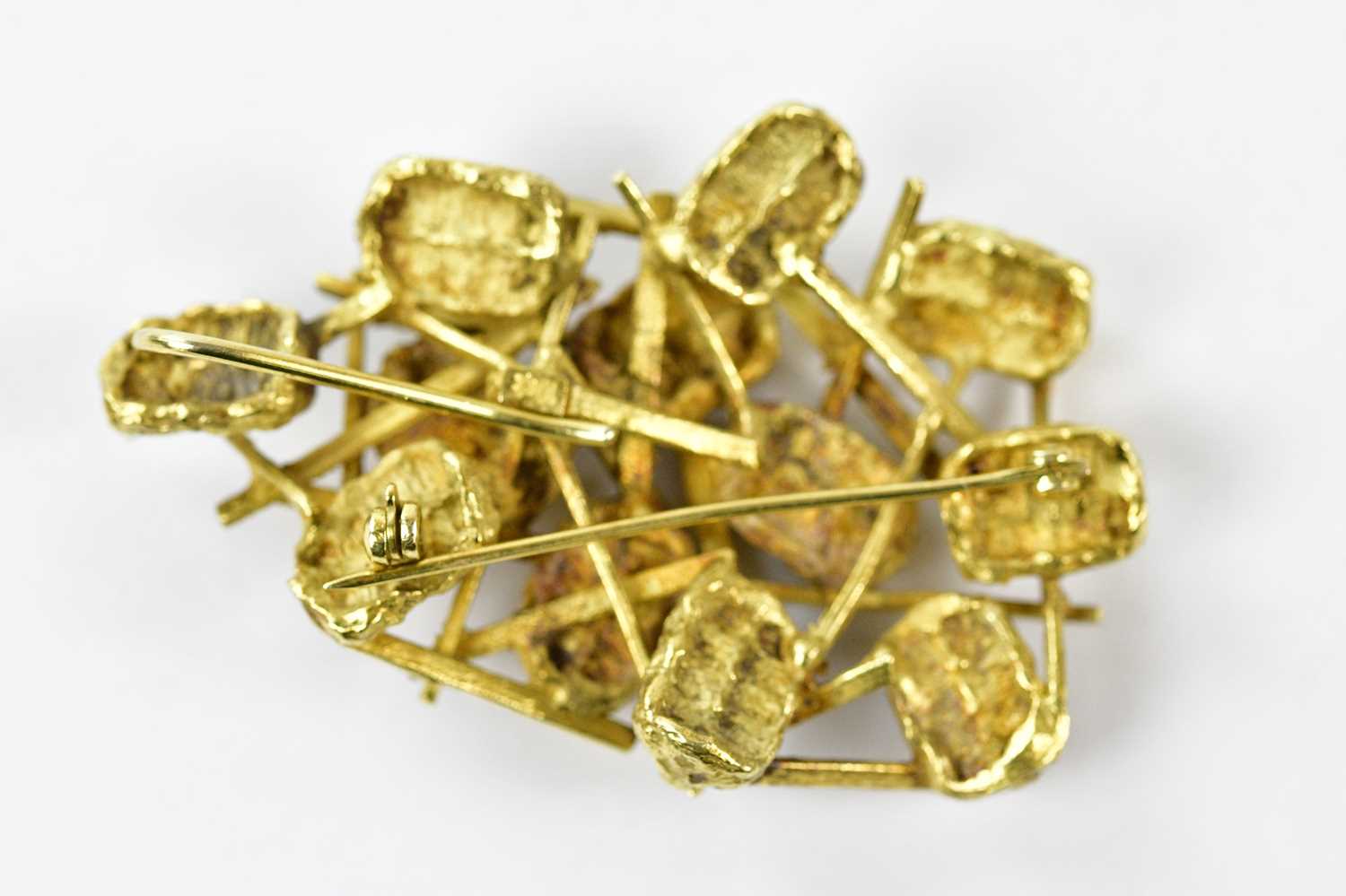 An 18ct yellow gold brooch of abstract design, approx 27.5g. - Image 2 of 3