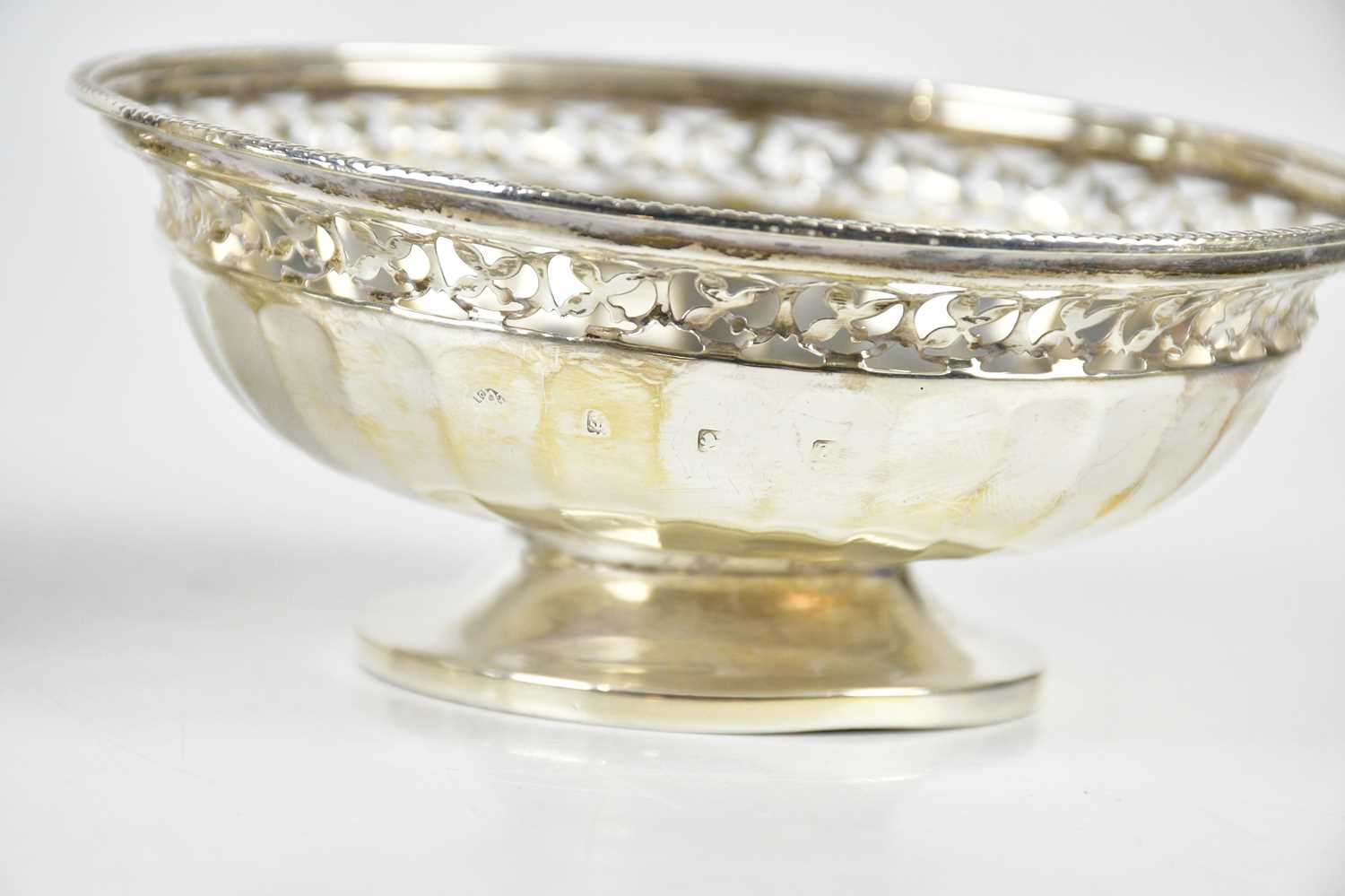 ADIE BROS LTD; a pair of George V hallmarked silver bonbon dishes, Birmingham 1931, combined - Image 3 of 3
