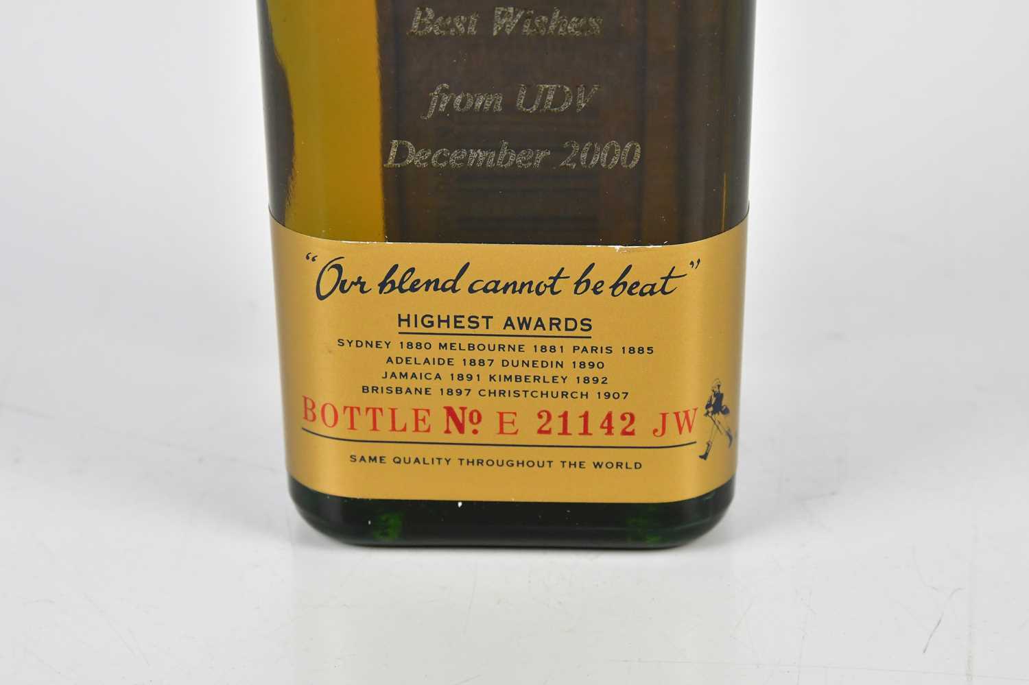 WHISKY; a Johnnie Walker Blue Label 1990s Christmas gift set comprising a bottle of Johnnie Walker - Image 4 of 9