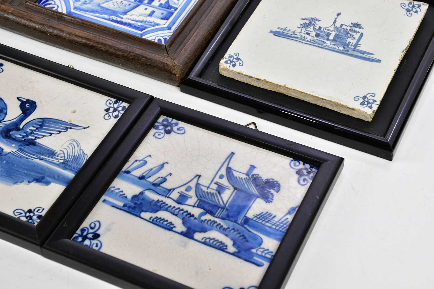 A collection of tiles to include four Delft examples and two other Dutch examples. - Bild 2 aus 5