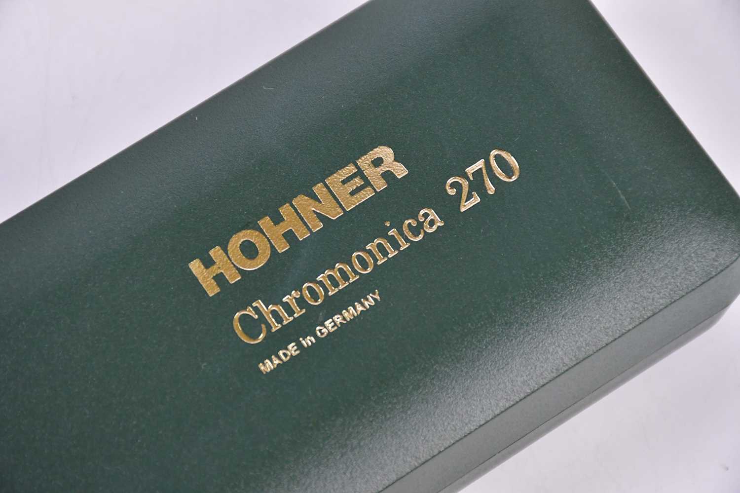 HOHNER; a Super Chromonica Chromatic harmonica, cased. - Bild 5 aus 6