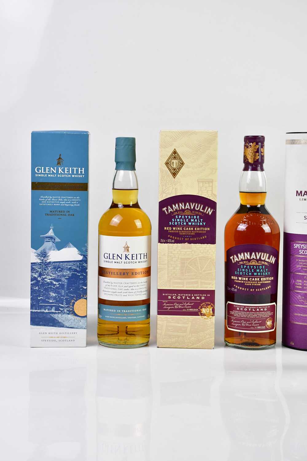 WHISKY; four bottles including a bottle of Oban Single Malt Scotch whisky 14 years, 43%, 700ml, a - Image 2 of 3