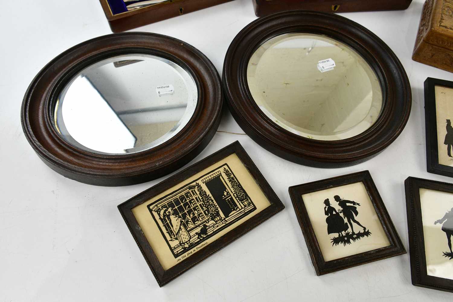 A Macclesfield carved oak framed wall mirror with bevelled plate, approx 83 x 67cm, two similar - Image 3 of 6