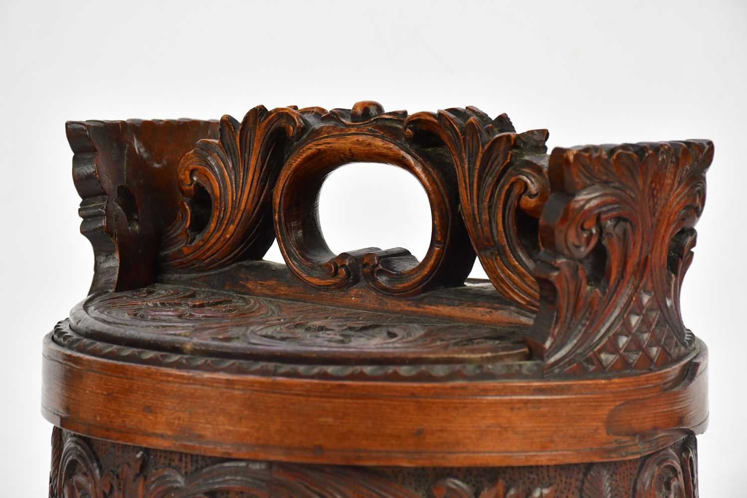 A Chinese carved wood wedding basket, height 29cm. - Bild 2 aus 5