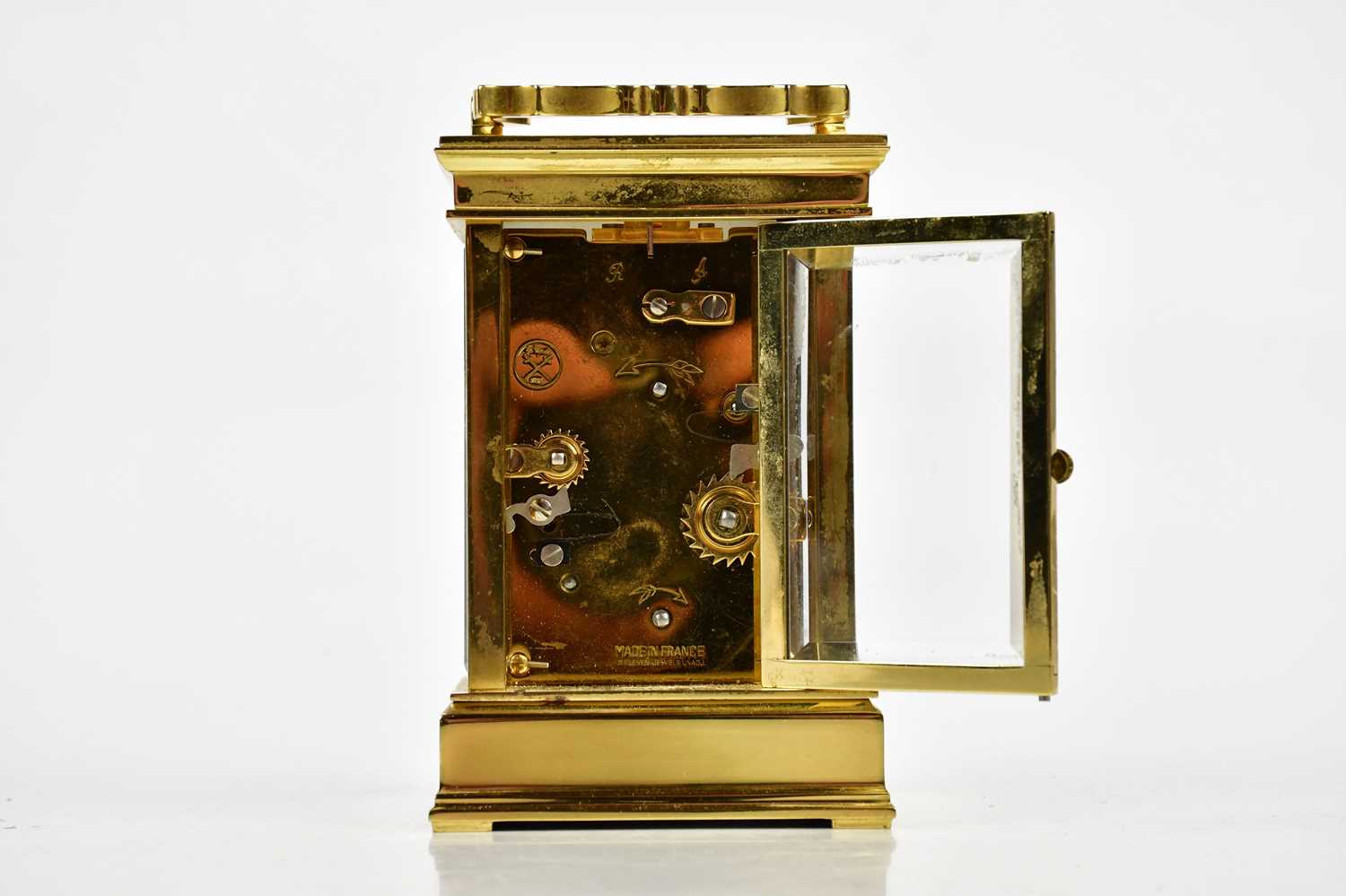 BOODLE & DUNTHORNE; a French brass cased carriage clock/timepiece, the enamel dial set with Arabic - Bild 3 aus 4