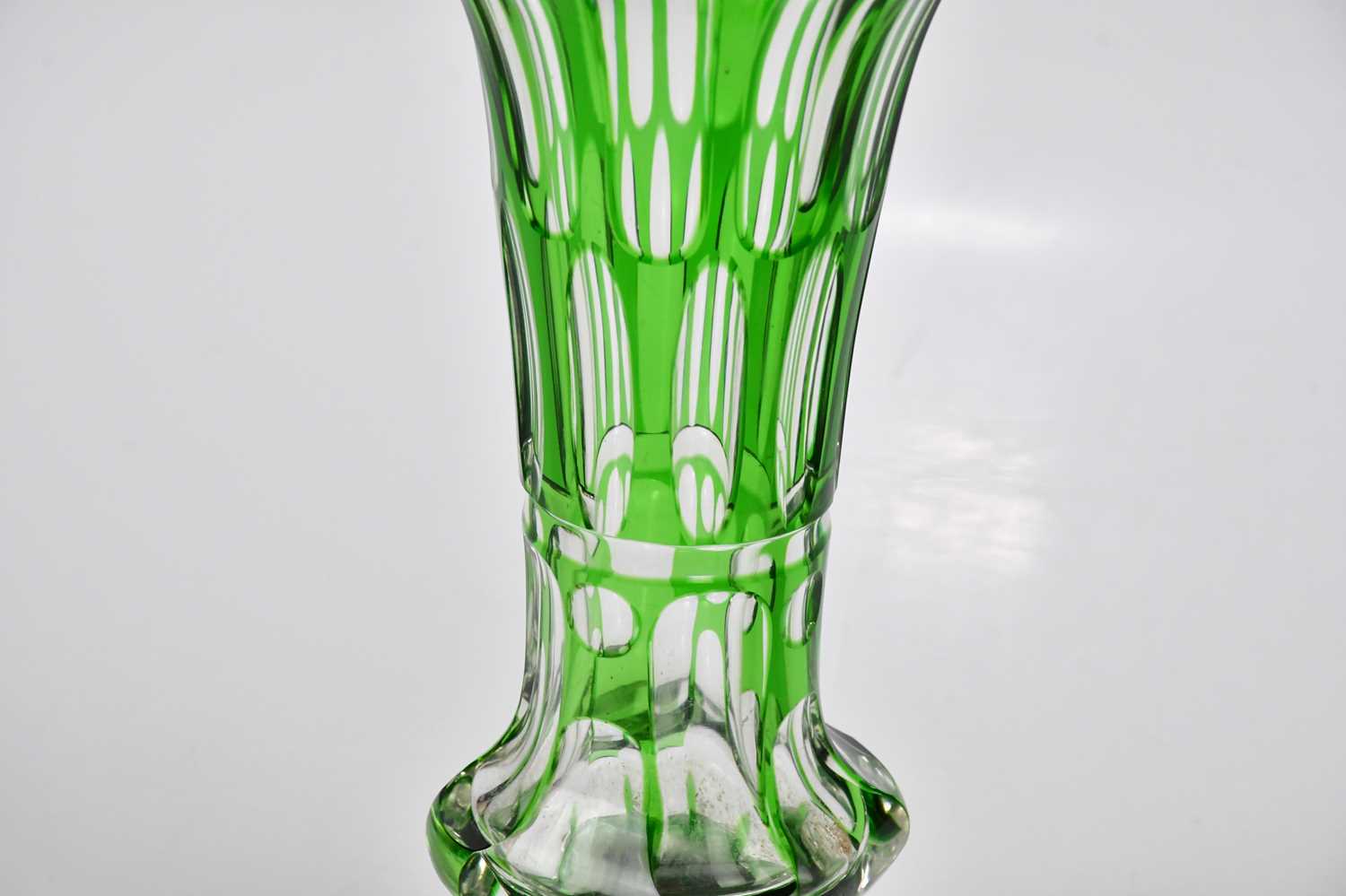 A 19th century Bohemian green flashed glass trumpet vase, height 26cm. Condition Report: Minor - Bild 3 aus 5