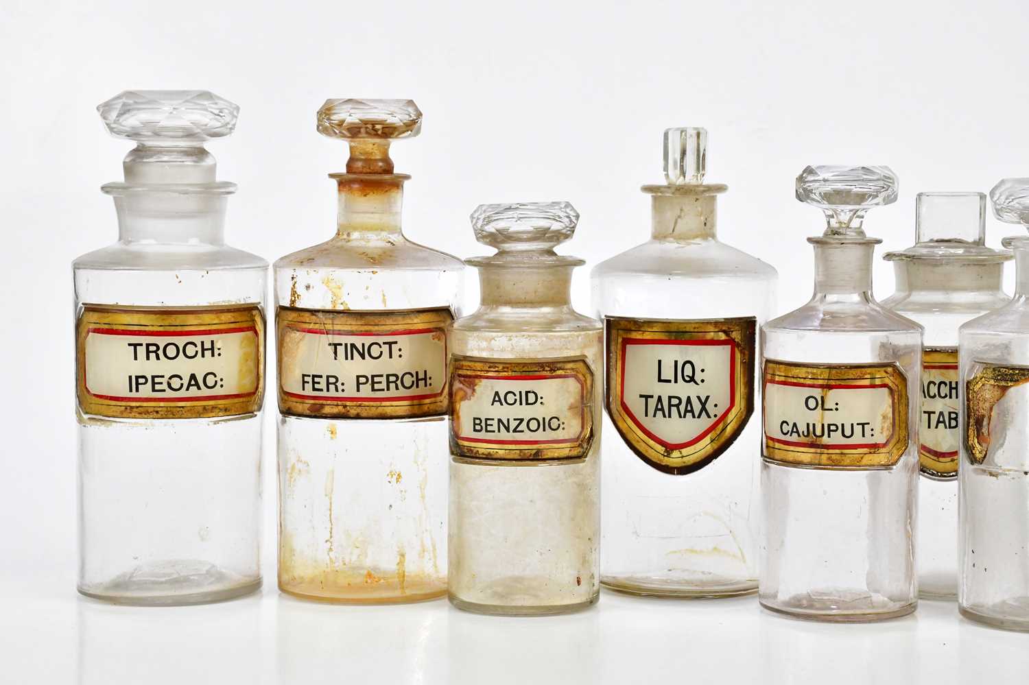 Twelve 19th century pharmacy bottles with glass labels, various names including 'Liq Tarx', 'Sacchar - Image 2 of 3