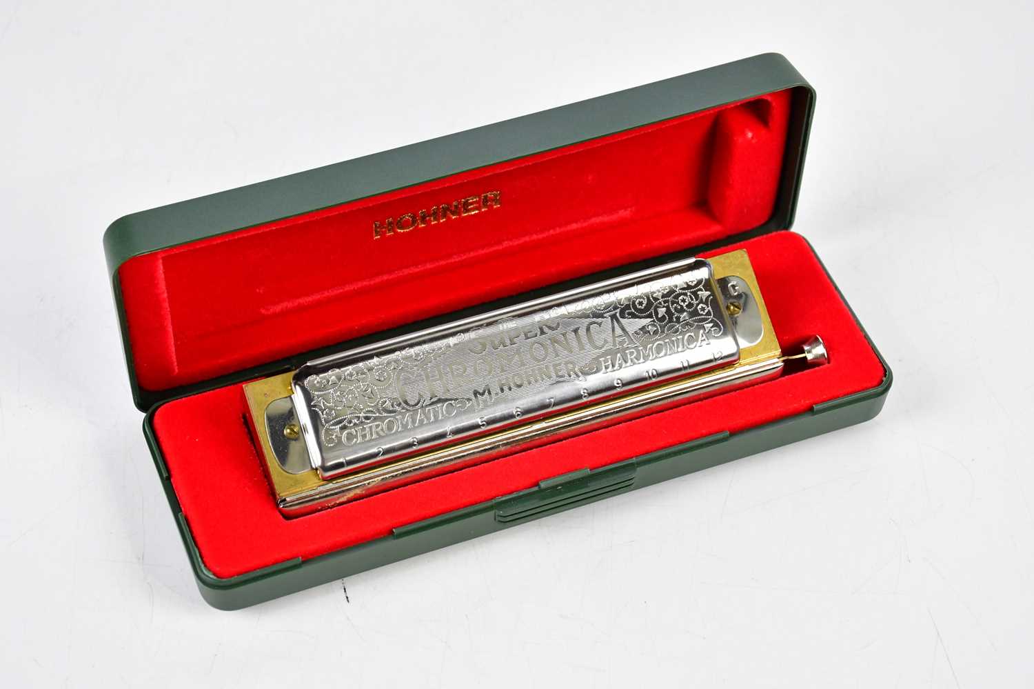 HOHNER; a Super Chromonica Chromatic harmonica, cased. - Bild 6 aus 6