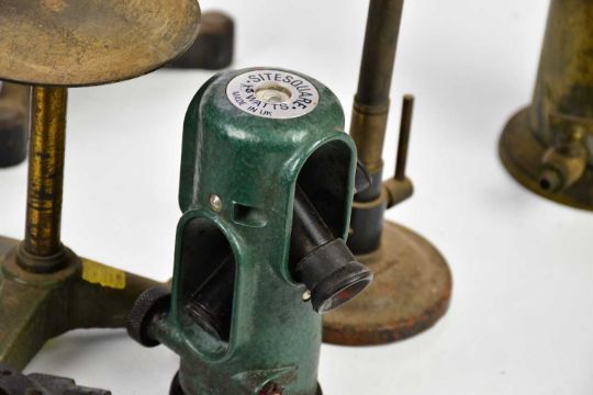 A collection of early 20th century scientific instruments to include a lacquered brass and cast iron - Image 4 of 6