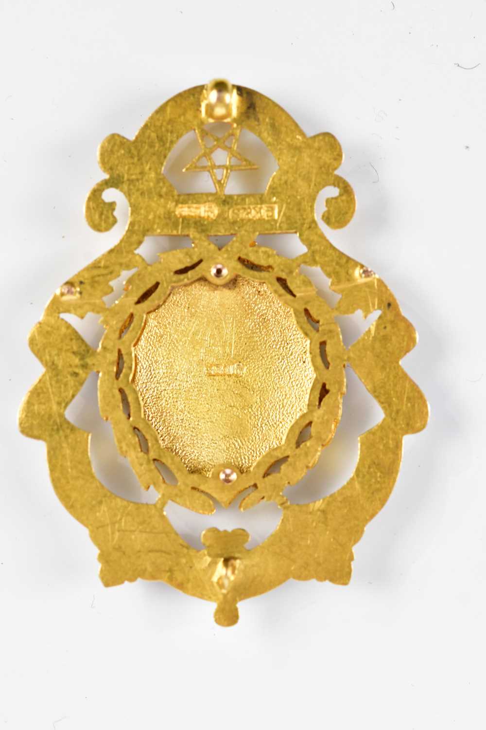 MASONIC INTEREST; a 15ct yellow gold and enamel jewel 'Prince Arthur Lodge No. 4508 Manchester', - Image 2 of 3