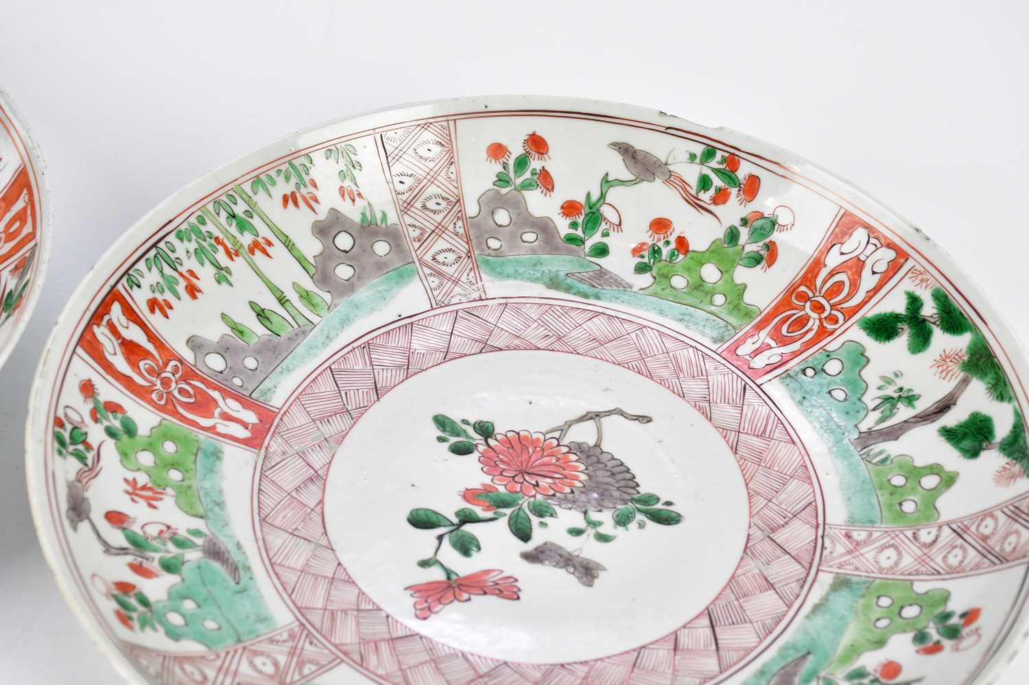 Two 19th century Chinese Famille Verte Wucai plates, each decorated with floral sprays within - Image 7 of 9