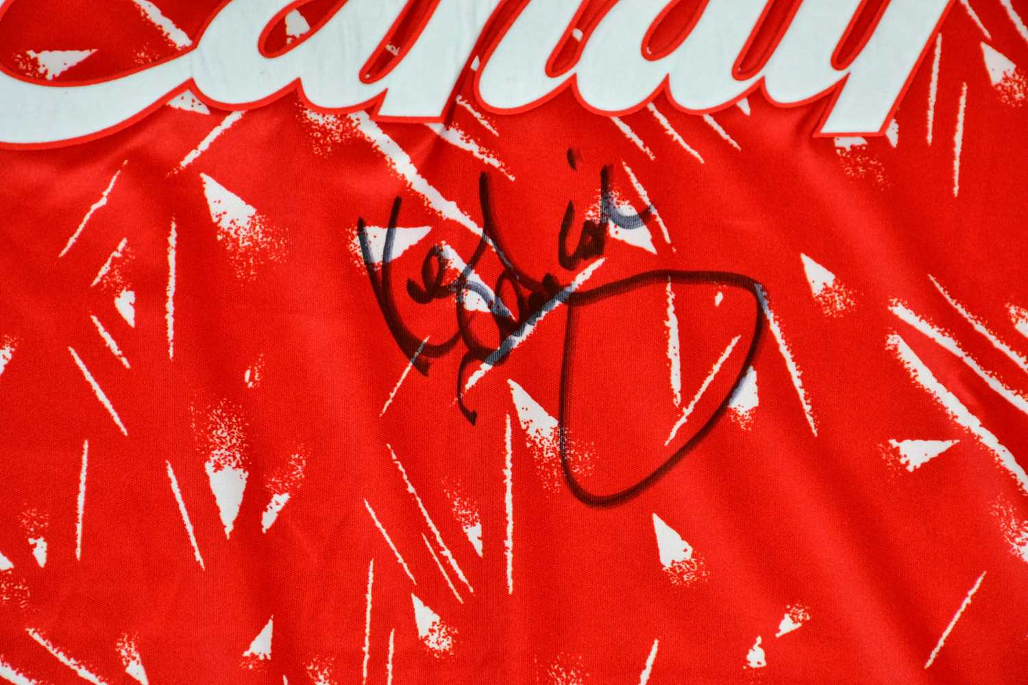 KENNY DALGLISH; a signed Liverpool retro style football shirt, signed to the front, size L. - Image 2 of 3