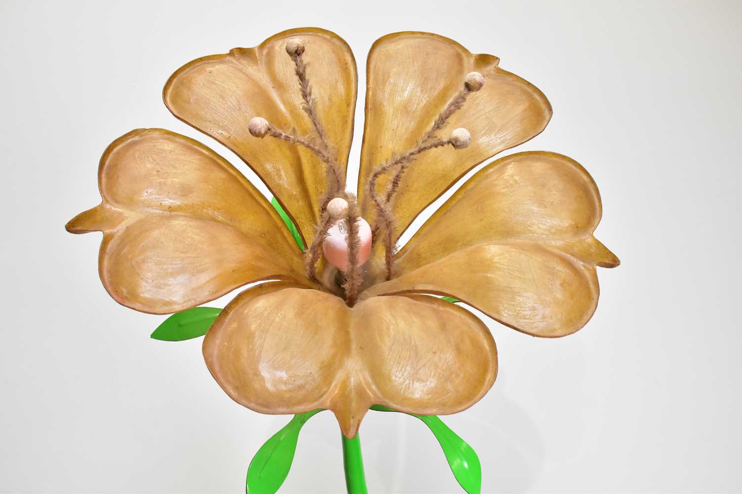 A large and unusual novelty standard lamp in the form of a flower, possibly American Arc-Inscape, - Image 2 of 3
