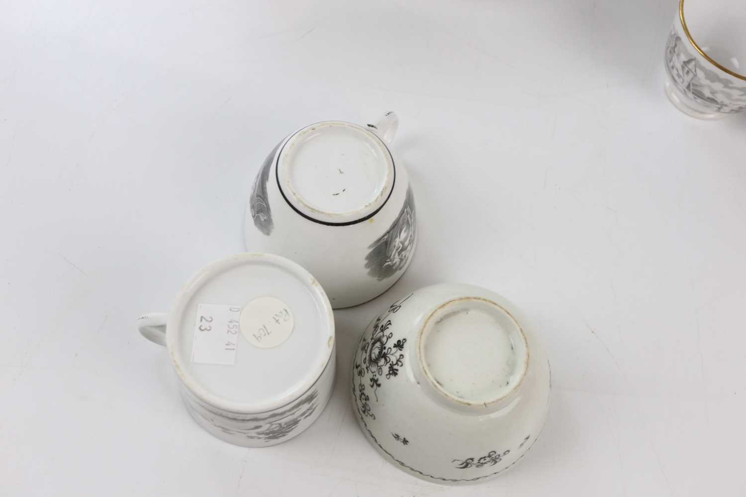 NEW HALL; a collection of twenty-five tea and coffee wares, decorated with monochrome patterns and - Bild 5 aus 5