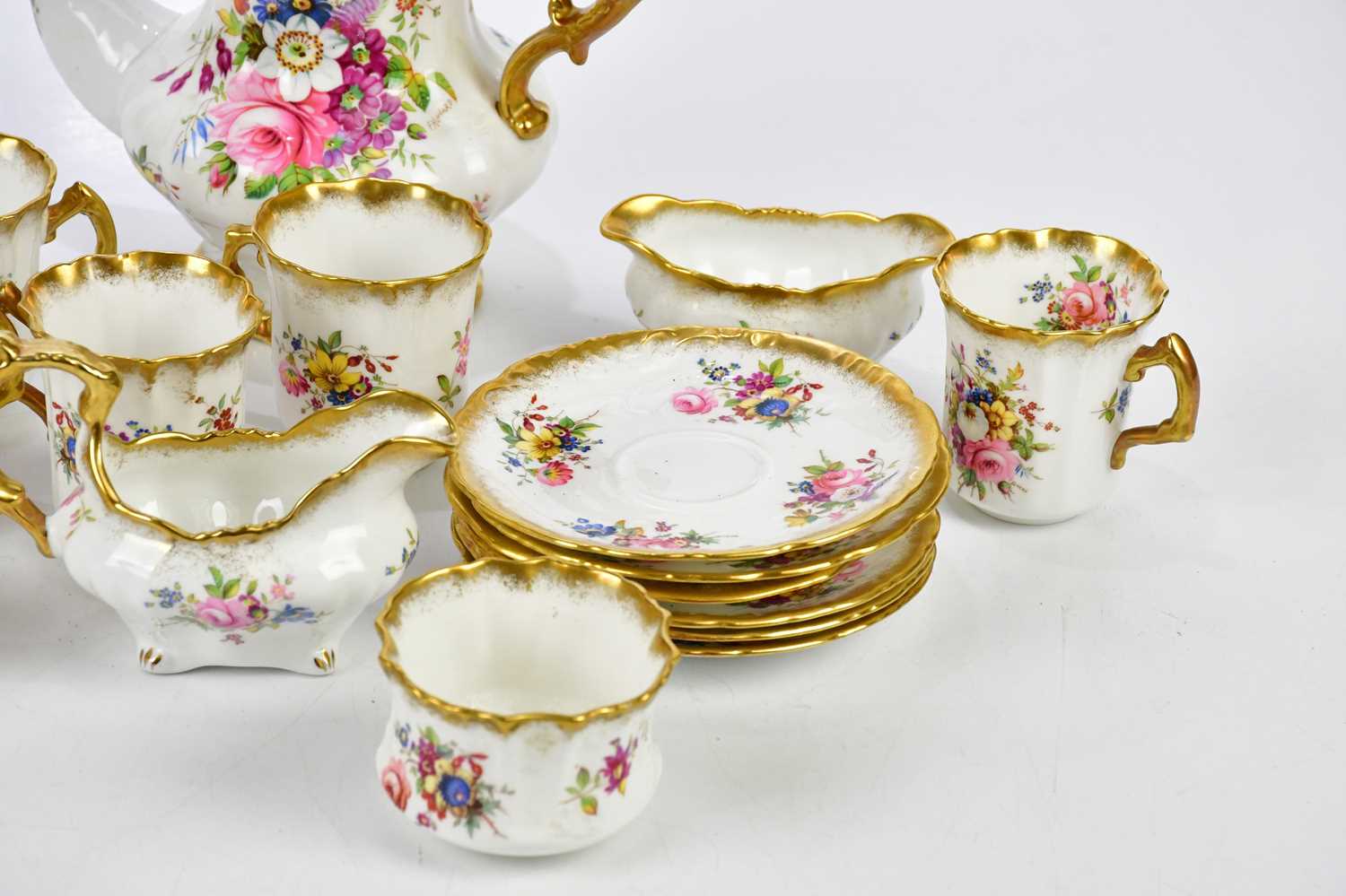 HAMMERSLEY; a six setting service in the 'Lady Patricia' pattern including teapot (18). Condition - Image 2 of 5