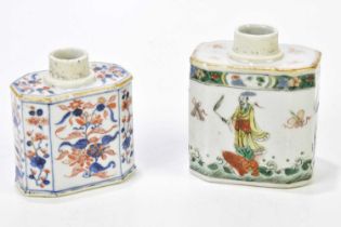 A circa 1800 Chinese Famille Verte tea caddy decorated with figures, height 10cm, and a circa 1800
