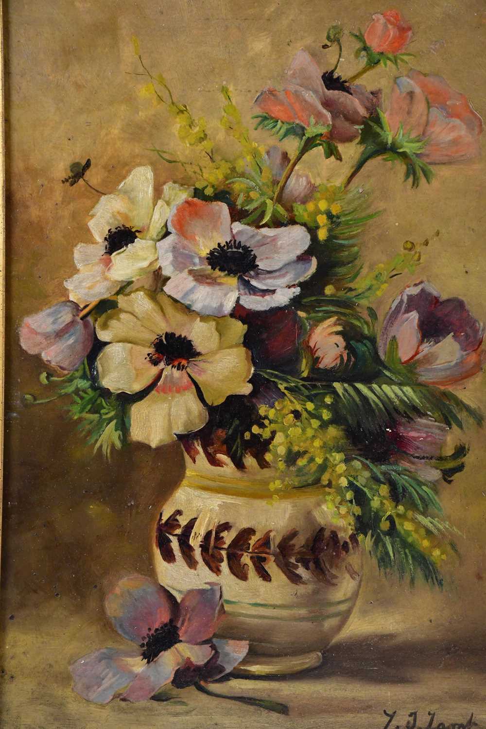 L J LAMB; pair of oils on board, still life of roses, signed and dated, 46 x 30cm, framed. (2) - Image 4 of 5