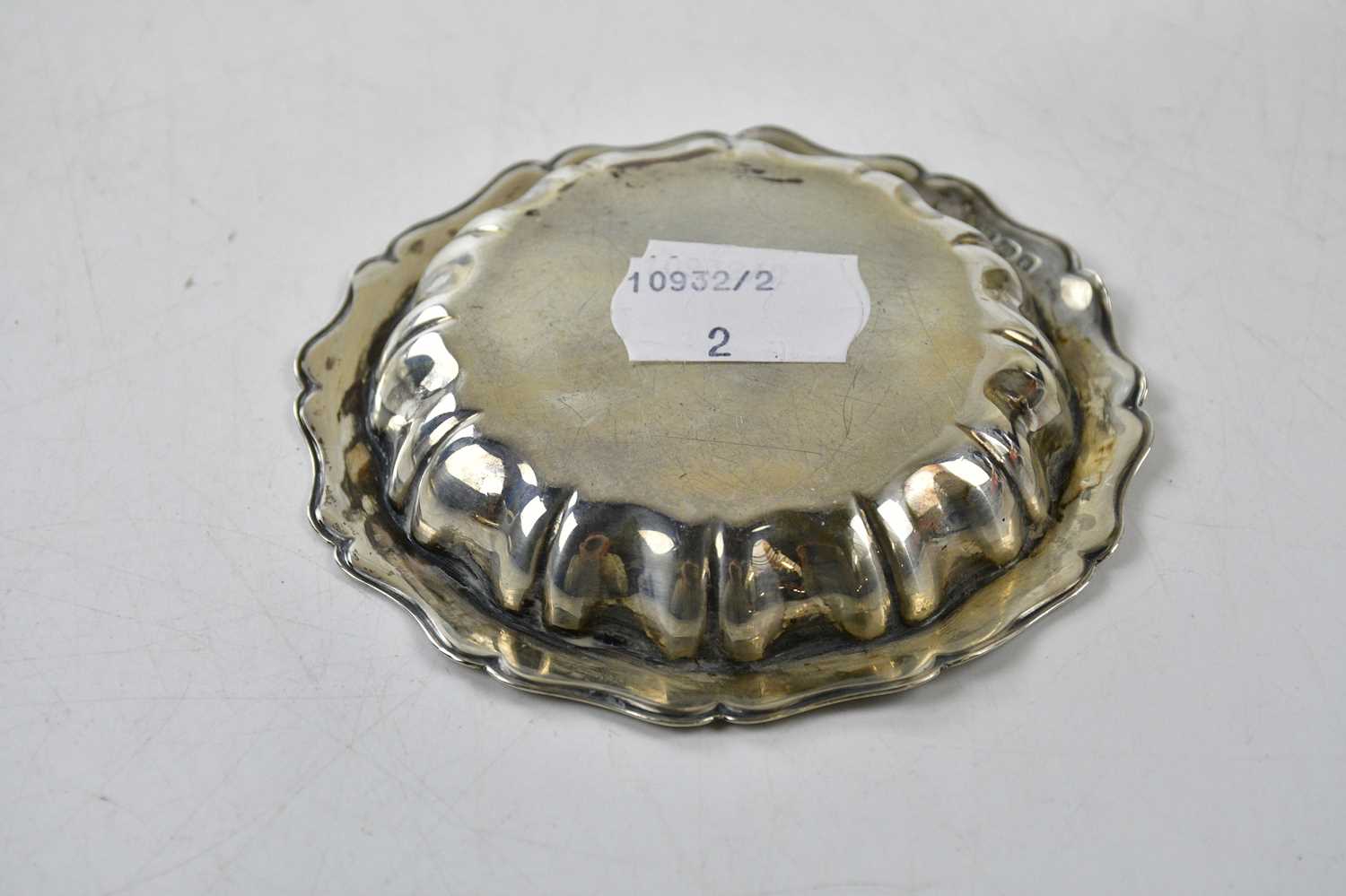 ISRAEL FREEMAN & SONS LTD; a George VI hallmarked silver pin dish, London 1945, together with a - Image 3 of 5