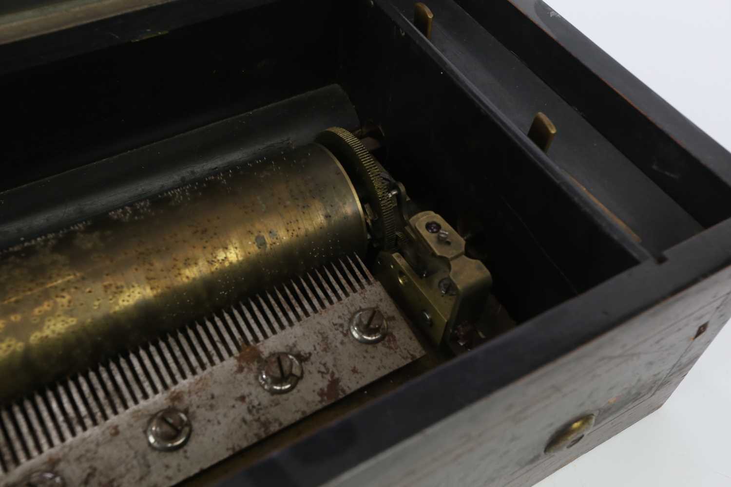 A 19th century rosewood cased single cylinder music box with inlaid decoration to the lid, width - Image 4 of 6