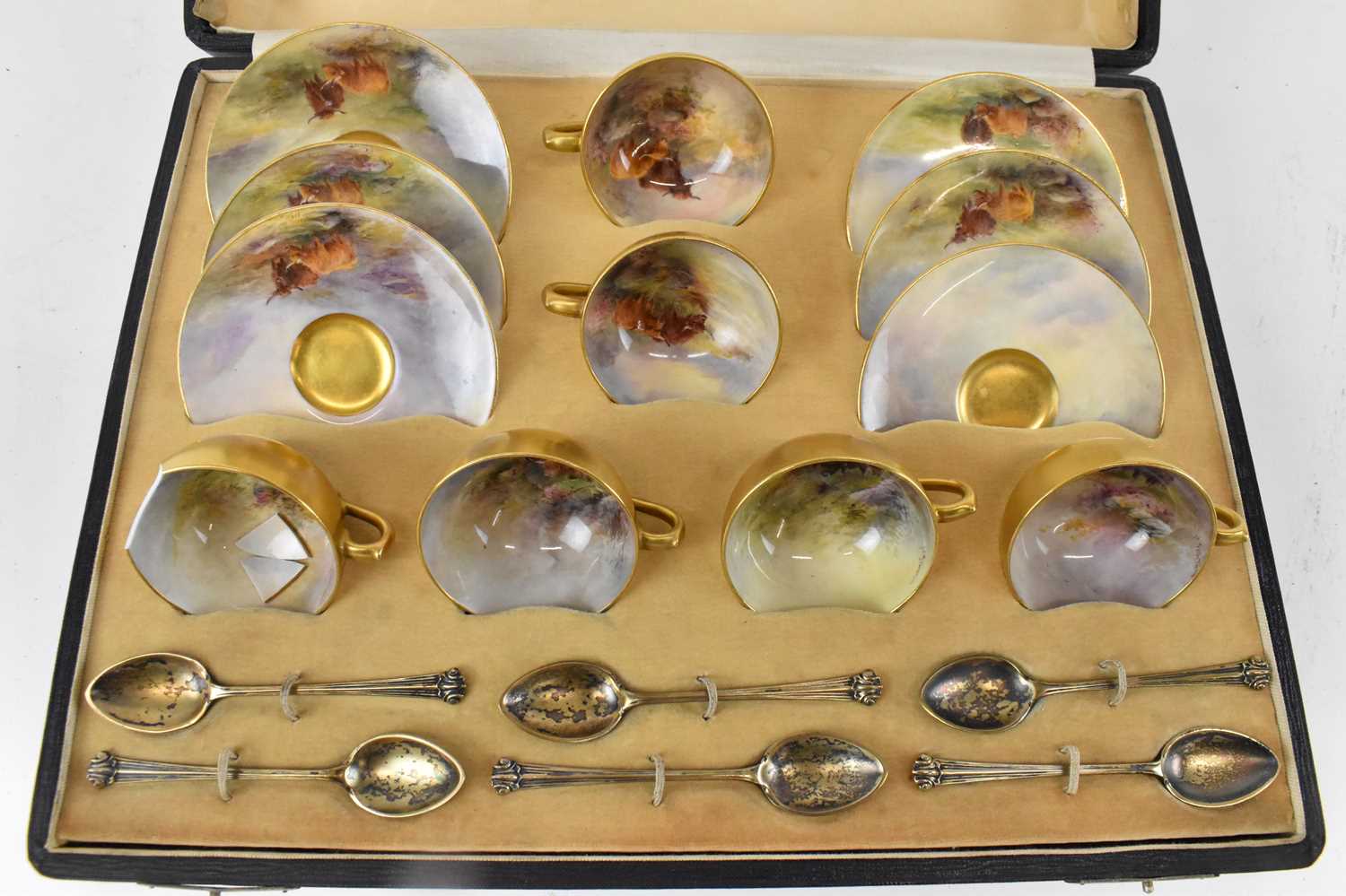 HARRY STINTON FOR ROYAL WORCESTER; a cased set of six hand painted teacups and saucers decorated - Image 2 of 7