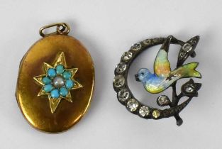 A 15ct yellow gold turquoise set locket and a silver and enamel brooch depicting a bird in flight,