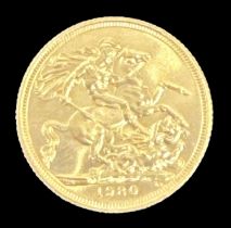 An Elizabeth II full sovereign, 1980.