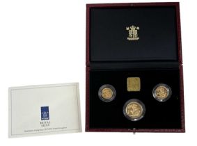 THE ROYAL MINT; a 1998 United Kingdom Gold Proof Three-Coin Sovereign Set, numbered 366,