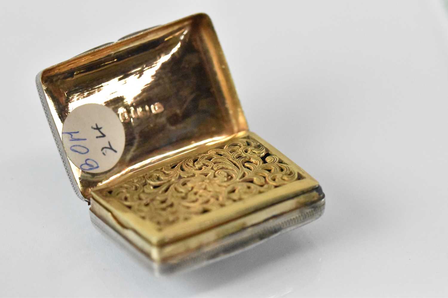 THOMAS SHAW; an early Victorian hallmarked silver vinaigrette with elaborate pierced gilt - Image 2 of 4