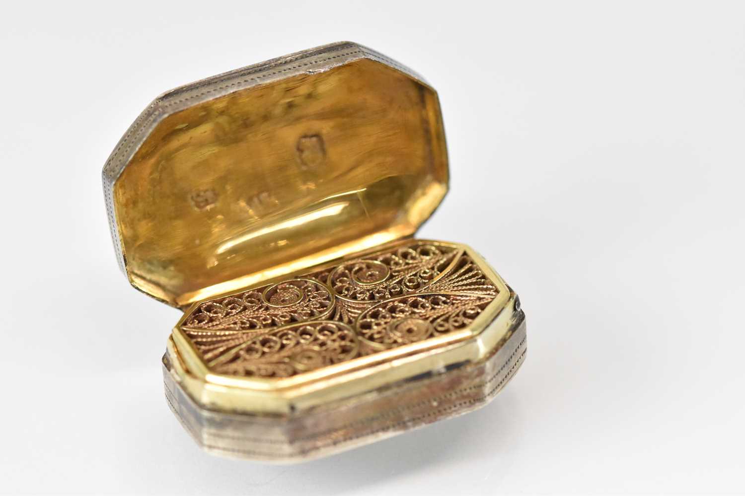 SAMUEL PEMBERTON; a small George III hallmarked silver vinaigrette with elaborate pierced gilt - Image 2 of 3