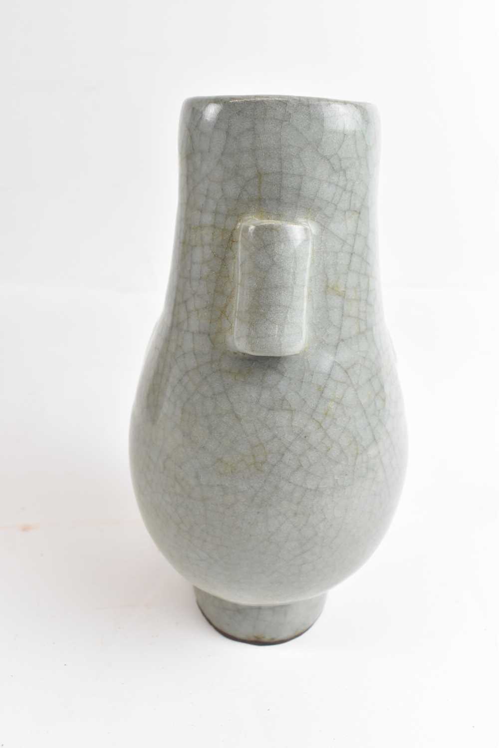 A Chinese celadon glazed Guan type vase, height 18cm, contained in wooden case. - Image 2 of 5
