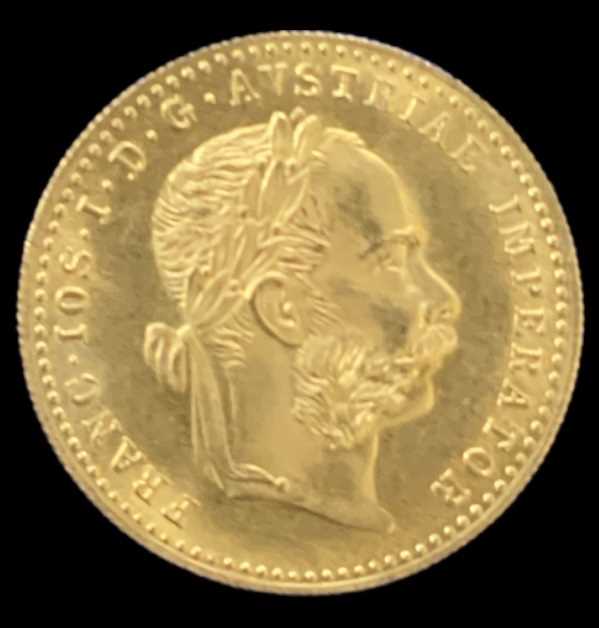 An Austro-Hungarian one ducat gold coin, bearing the head on Franz Joseph to the reverse, 1915, - Image 2 of 2
