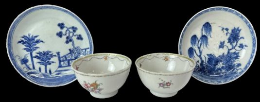 A pair of Chinese Export floral decorated tea bowls, diameter 8cm, and two Chinese export ware