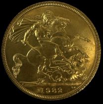 An Elizabeth II 1982 cased full sovereign.