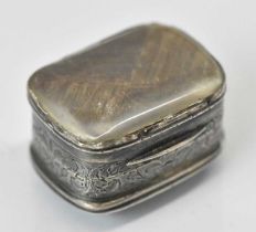 A George III hallmarked silver vinaigrette, the glass top enclosing locks of hair and with glass