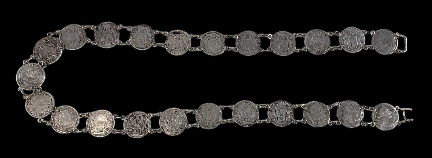 A German Bavaria ten kreuzer coin necklace, length 80cm. - Image 2 of 3