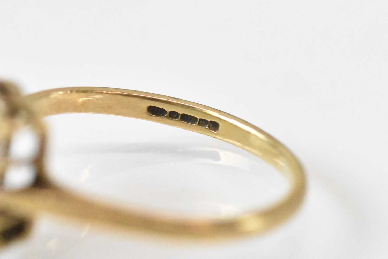 A 9ct yellow gold dress ring, size K/L, approx 2.2g. - Image 3 of 3