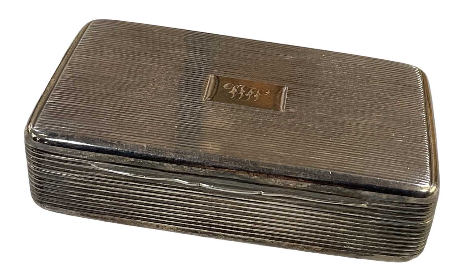 THOMAS EDWARDS; a George III hallmarked silver snuff box, London 1832, 7.5 x 4.5cm, approx 2.8ozt/