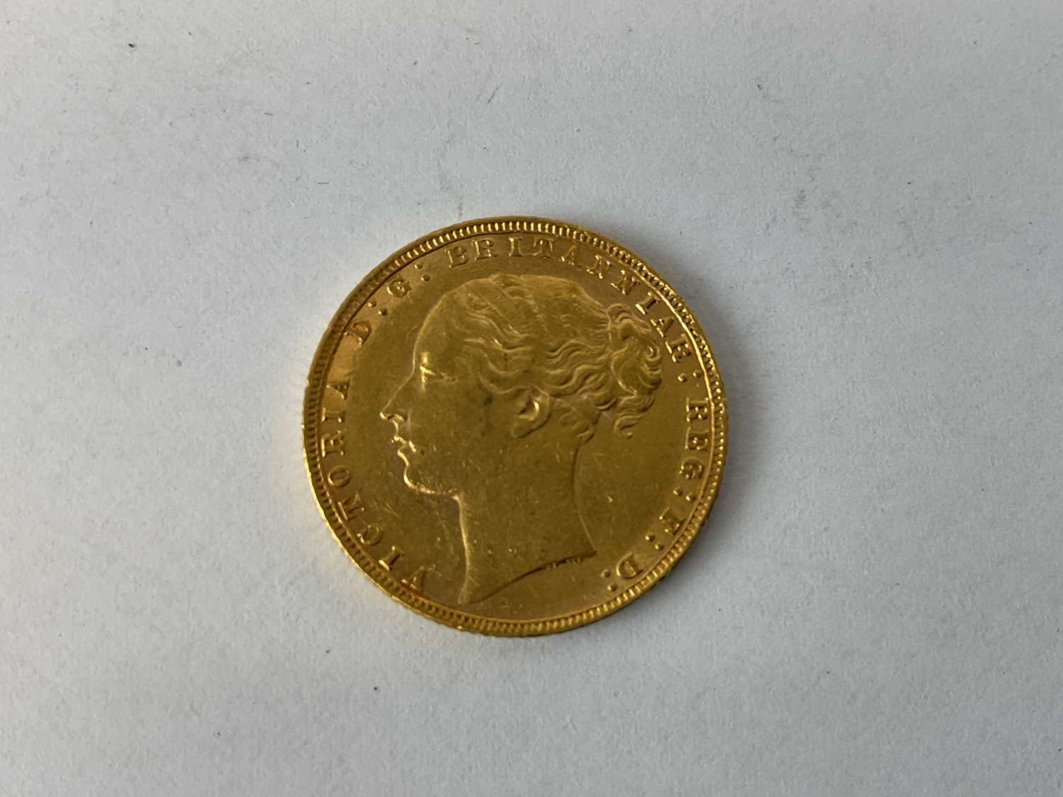 A Victoria 1876 full sovereign, young head. - Image 2 of 2
