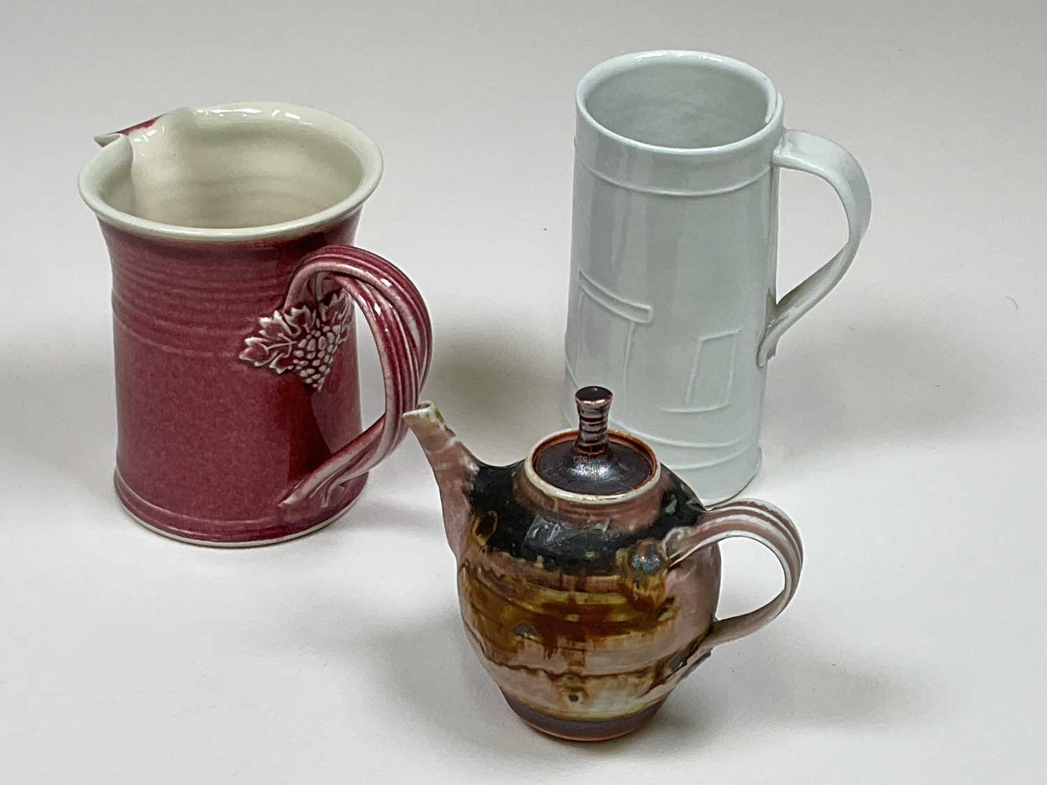 † A small group of studio ceramics including a Clive Bowen slip glaze decorated vessel and cover, - Image 12 of 14