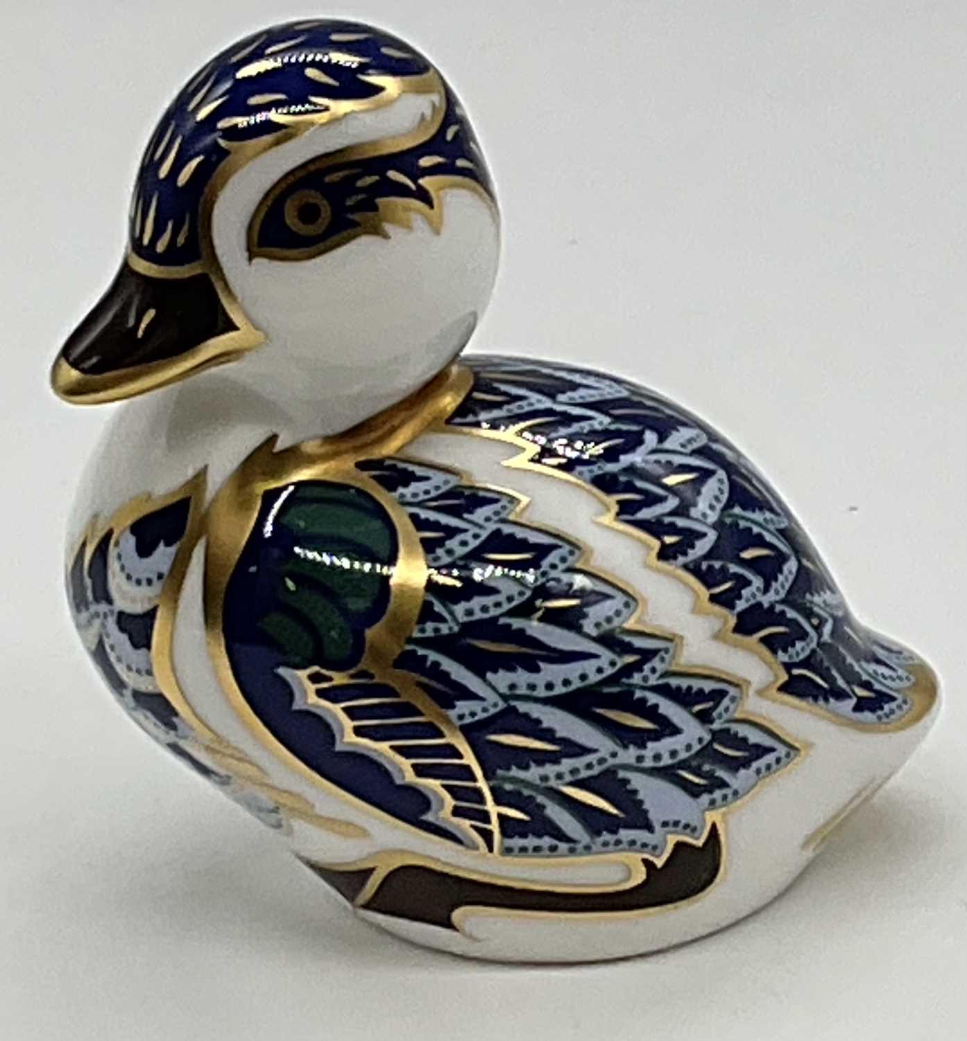 ROYAL CROWN DERBY; paperweights bird models comprising 'Blue Jay' with gold stopper, 'Waxwing' - Image 5 of 9