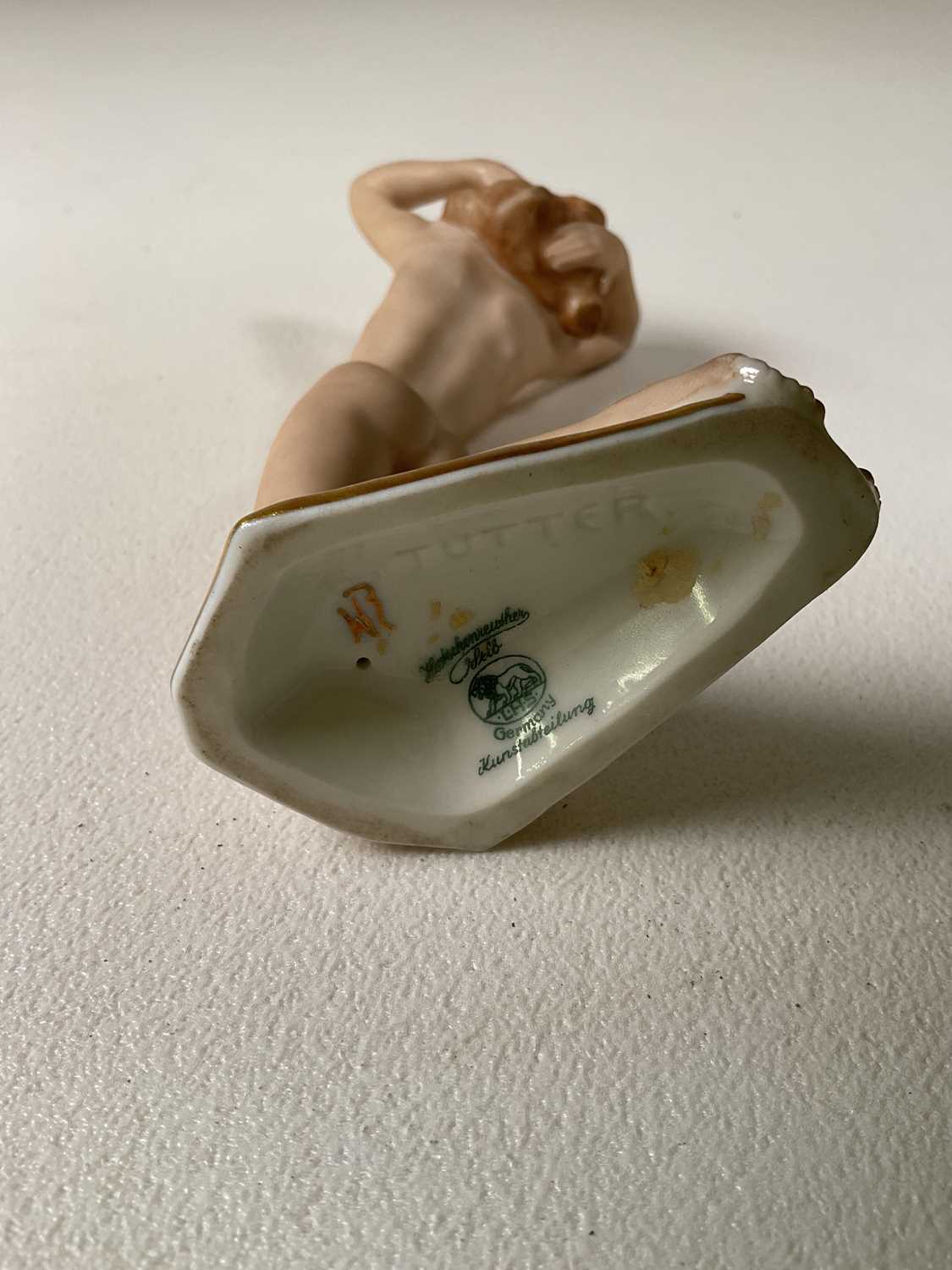 A German Hutschenreuther porcelain figure of a female nude kneeling with her arms and back - Image 3 of 4