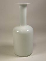 OTTO BRAUER FOR HOLMEGAARD; a mid 20th century Danish art glass white cased Gul vase, height 44cm.