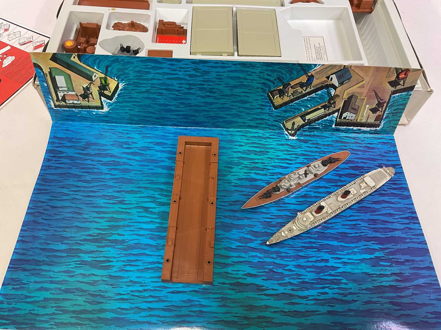 MATCHBOX; a Sea Kings Harbour Playset, with extra Battleship and a Tri-ang Queen Elizabeth liner, - Image 6 of 6