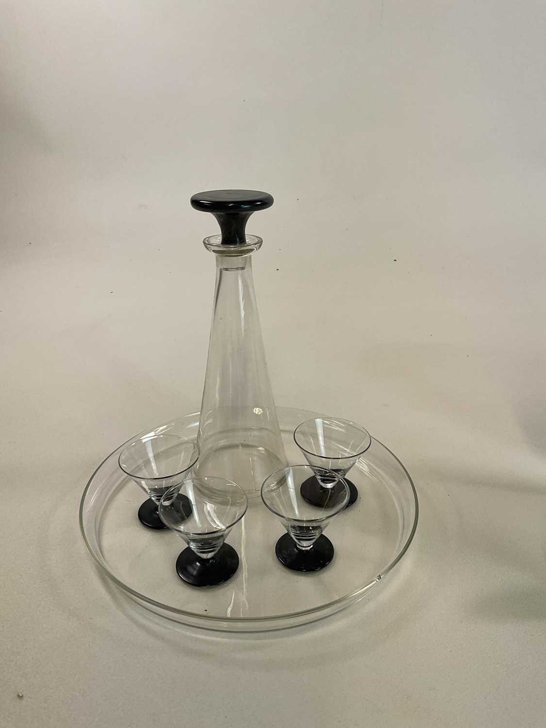 An Art Deco style decanter set including a glass tray, four glasses with black bases and a - Image 2 of 5