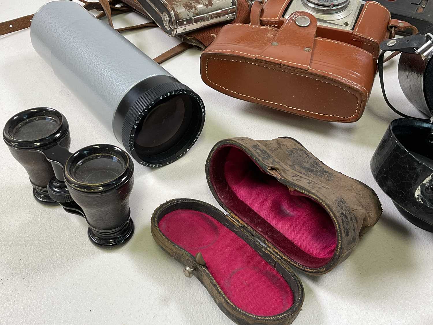 A collection of various cameras and lenses. - Image 2 of 3