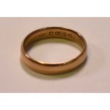 A 22ct yellow gold wedding band, size I, approx 3g.