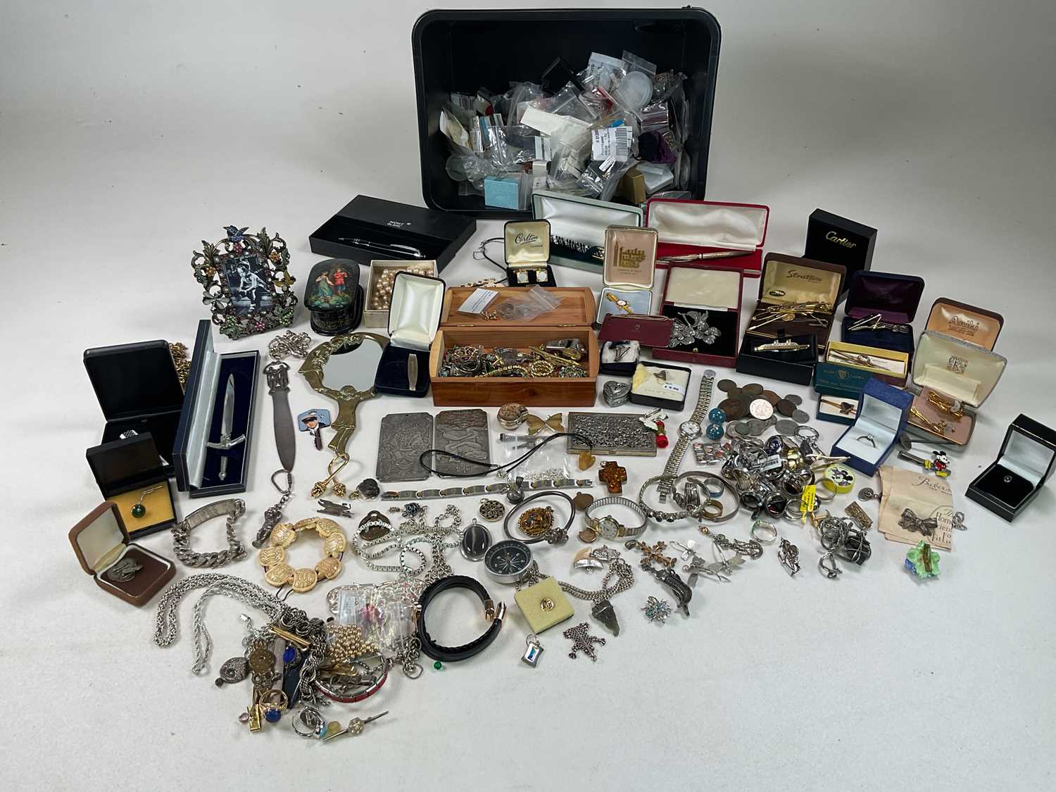A large collection of costume jewellery including rings, bracelets, etc.