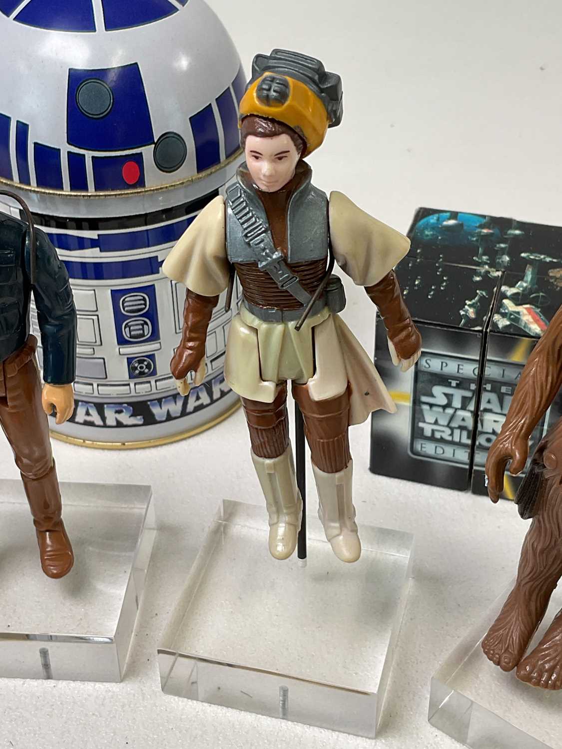 A group of original Star Wars figures, the legs stamped with various places of manufacture including - Image 2 of 4